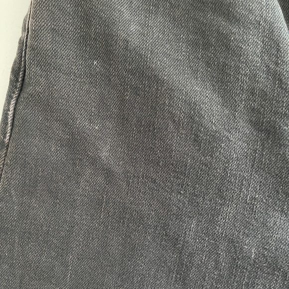 SOLD Levi Wedgie Jeans in dark grey - Picture 5 of 9